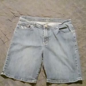 Lena jeans shorts size 11